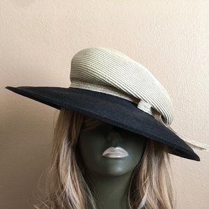 A Packable summer hat
